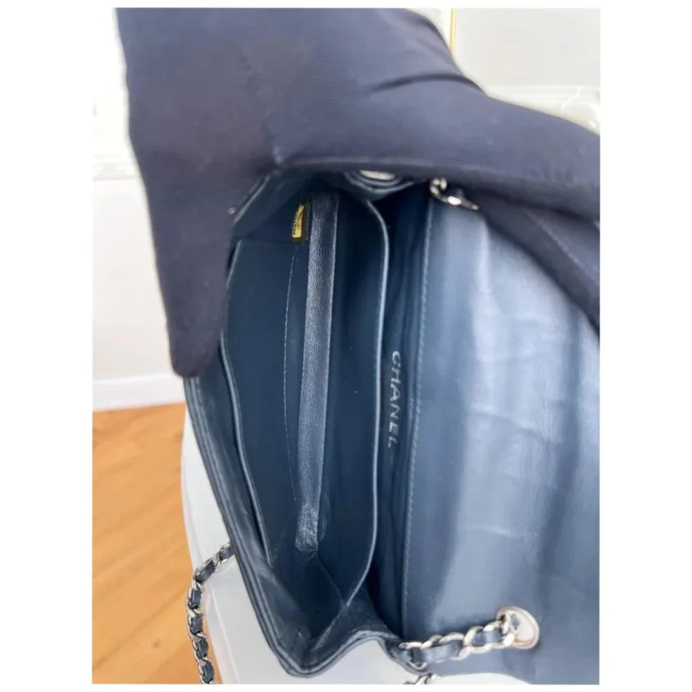 Authentic Chanel Dark Gray Lambskin Crossbody Bag Purse B0910 trdst2016-010526 - Picture 15 of 16